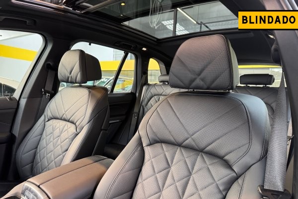 BMW X5 3.0 I6 TURBO HÍBRIDO XDRIVE50E M SPORT AUTOMÁTICO 2025/2025
